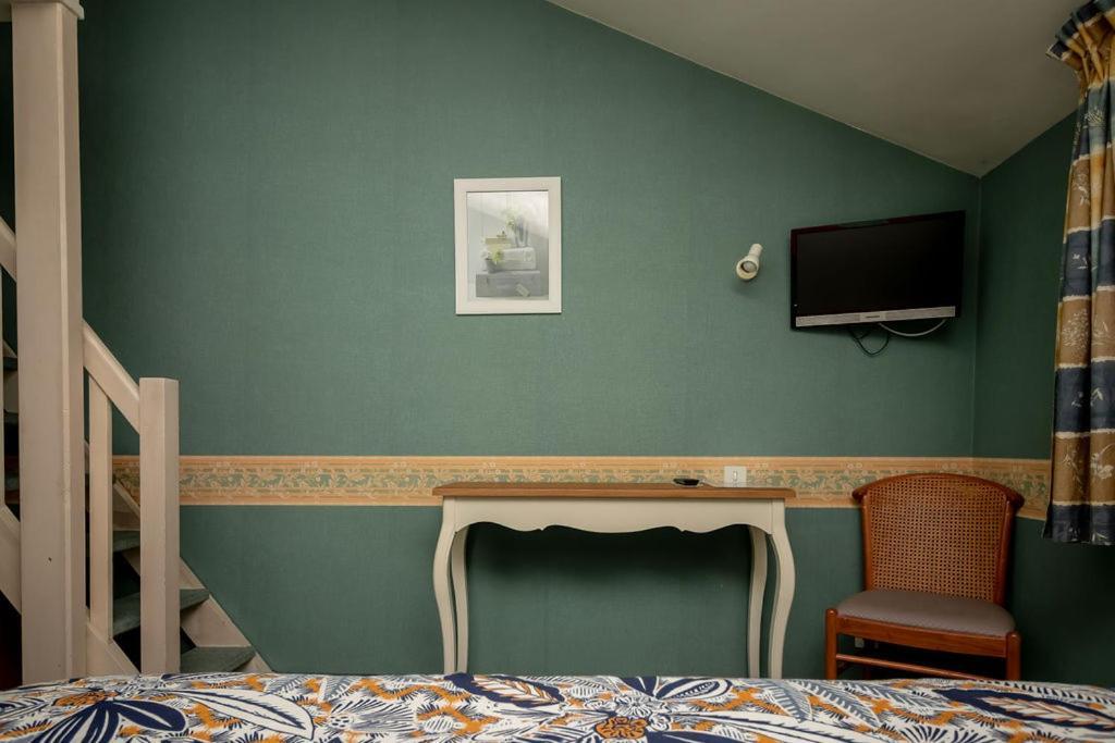 Logis Hotel Vannes Nord Le Clos Des Hortensias Locqueltas Экстерьер фото